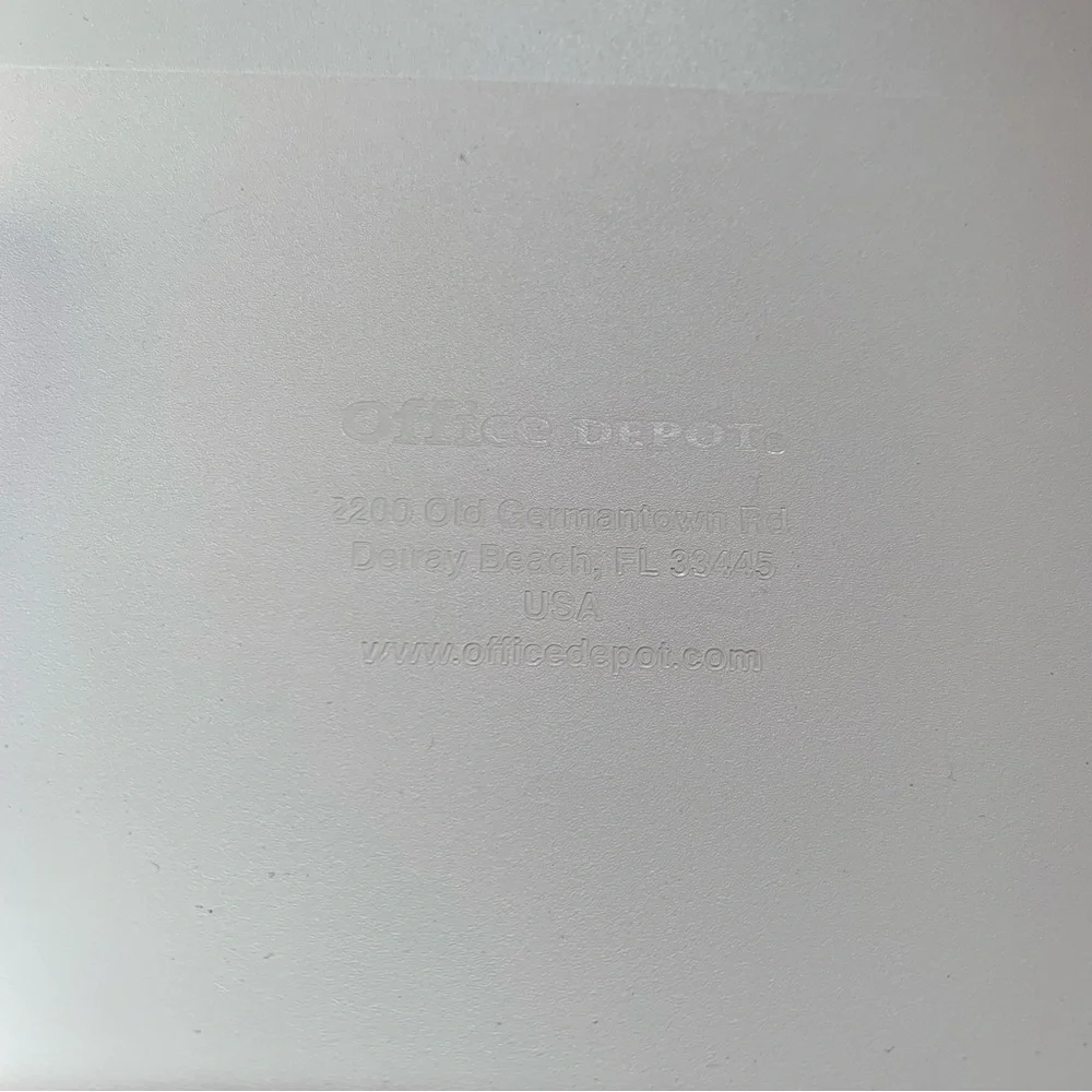 NWT 3 inch 3 Ring Binder 3 in 3